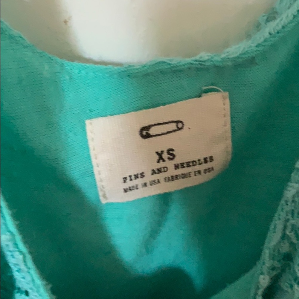 Cropped tank top - Picture 2 of 2